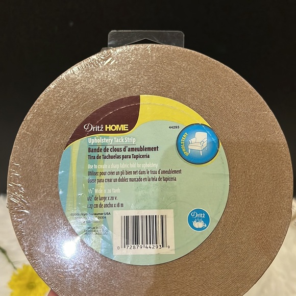 NWT Dritz HOME Upholstery Tack Strip 1/2” Wide x 20 Yards - Picture 4 of 5